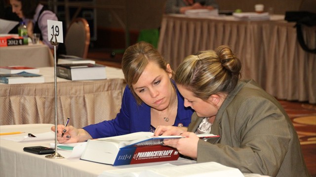 Lauren Hunt and Katrina Duckett, Ohio State University College of Pharmacy
